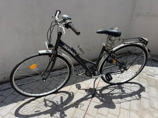 Bicicleta Paseo Decathlon Negra