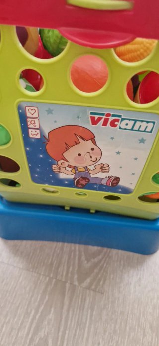 Carro de bebé y carrito de la compra