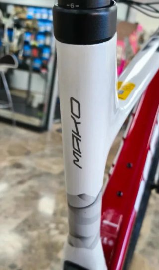 Berria Mako Pro XT Nueva