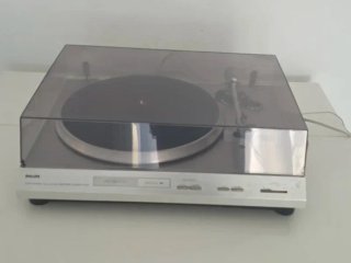 Tocadiscos Philips Quartz PLL Automático