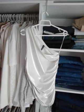 Precioso tops y obsequio 3 prendas