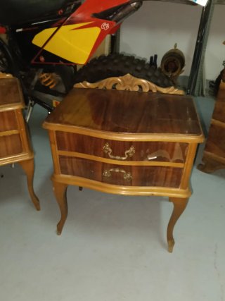 2 Mesitas de Noche Madera Vintage