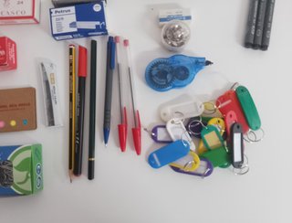 Material de oficina variado