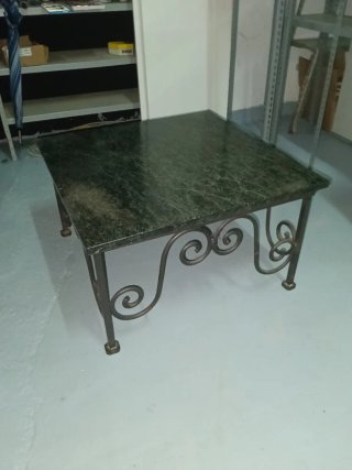 Mesa baja mármol y forja