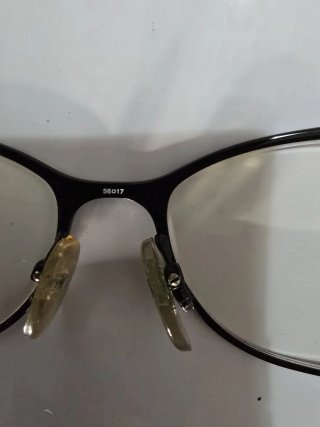 Monturas de lentes Loewe negras y multicolor