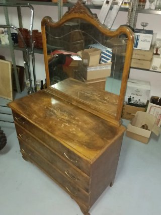 Tocador antiguo madera con espejo