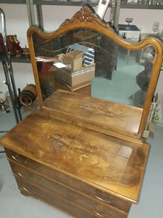 Tocador antiguo madera con espejo