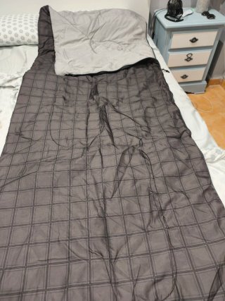Saco de dormir a cuadros