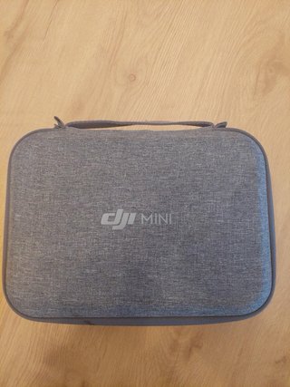 DJI Mini SE Fly More Combo Drone