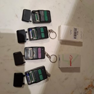 Lote 4 mandos garaje Clemsa MC12