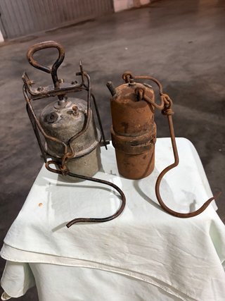 Lampade da minatore antiche