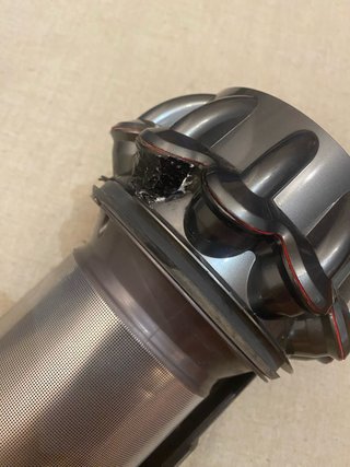 Cicloni e slitta Dyson V11