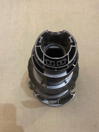 Cicloni e slitta Dyson V11