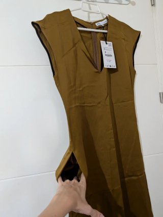 Vestido midi lino ZARA