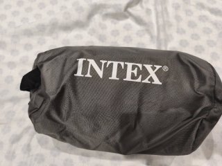 Colchón hinchable azul intex