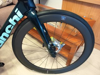 Bianchi Oltre RC 140 TH 001 Zipp o DT SWISS