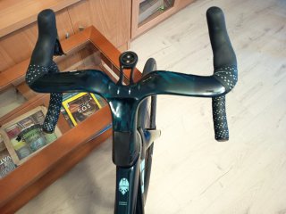 Bianchi Oltre RC 140 TH 001 Zipp o DT SWISS