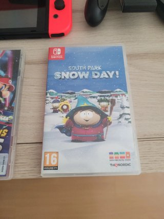 Nintendo Switch como NUEVA + Juegos y Accesorios