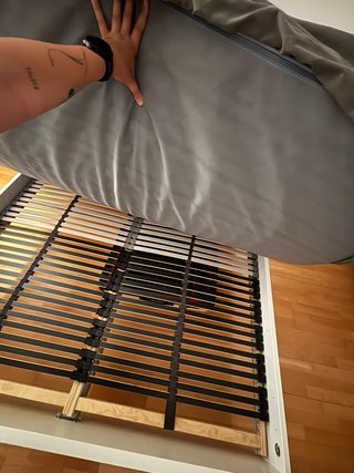 Cama con somier de láminas (Creo que es de 140x200