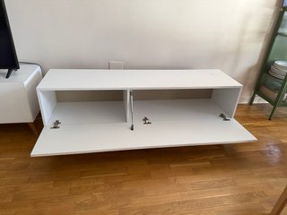 Mueble TV blanco madera