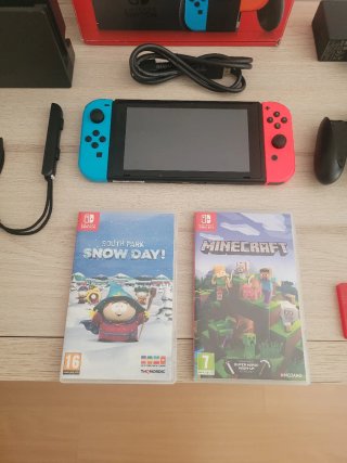 Nintendo Switch como NUEVA + Juegos y Accesorios