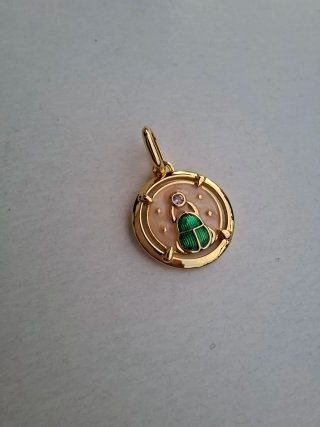 Pandora ME Medaglione Scarabeo Oro Verde