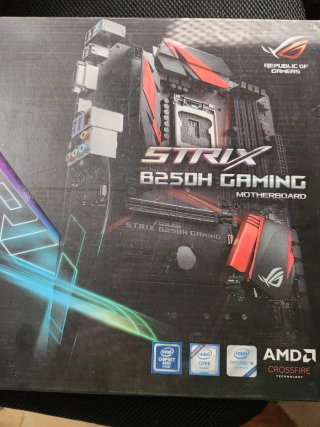 Placa Base ASUS STRIX B250H GAMING + CPU i7 7700K