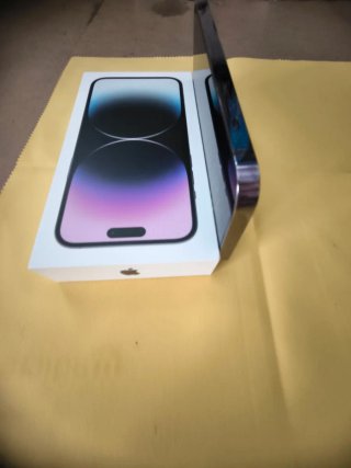 iPhone 14 Pro Max Negro/Morado