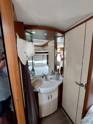 Caravana Hobby 460 UFE Excellent