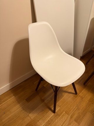 Mesa y 4 Sillas Salón Blancas
