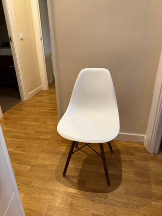 Mesa y 4 Sillas Salón Blancas