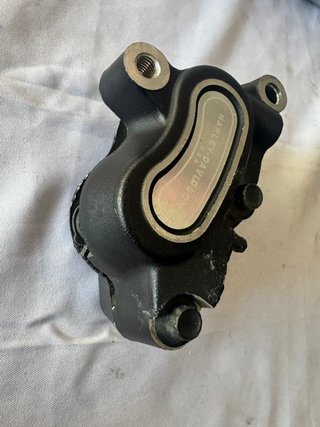 Harley Davidson Pinza freno delantera izquierda