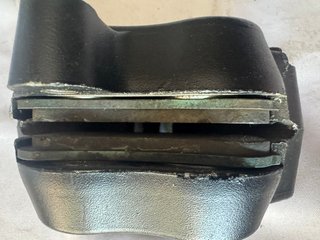 Harley Davidson Pinza freno delantera izquierda