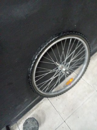 Rueda Bicicleta 26x1.75 Delantera