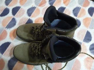 Botas de montaña verdes talla 45
