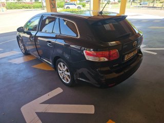 Toyota Avensis 2010