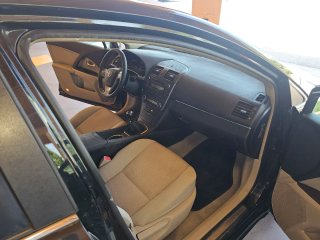 Toyota Avensis 2010