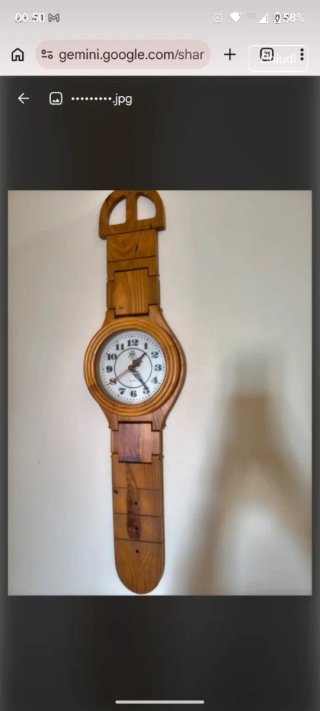 Orologio da parete in legno