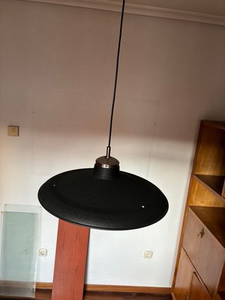 Lámpara de techo colgante negra y plateada