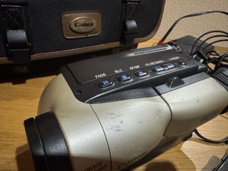 Videocámara Canon UC7000 Video 8