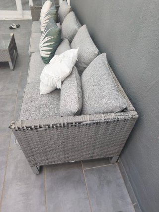 Conjunto Sofá y Mesa Exterior Gris