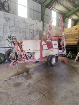 Atomizadora 3000L para Tractor