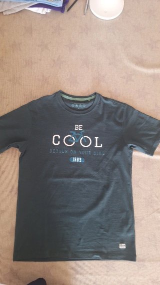 4 Camisetas Manga Corta Talla S