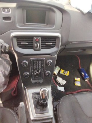 1895878 bandeja tras 31291021 volvo v40 r-design