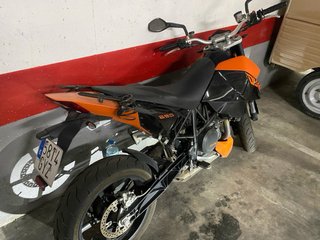 KTM 690 Duke 2010 Negra/Naranja
