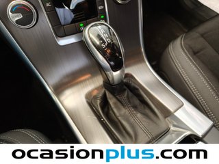 Volvo XC60 D4 Momentum Auto 133 kW (181 CV)