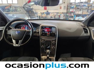 Volvo XC60 D4 Momentum Auto 133 kW (181 CV)