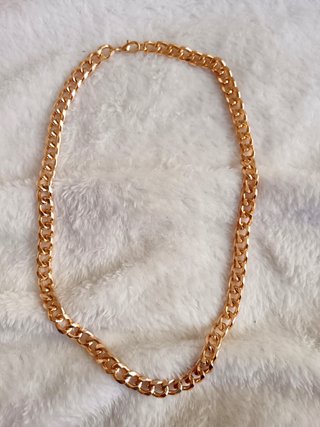 Cadena dorada 52cm nueva