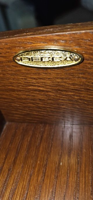 Mueble versátil: Comedor, Escritorio, Consola