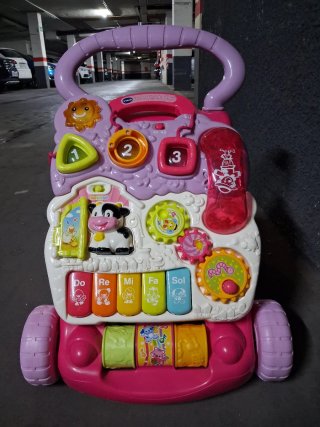Andador musical para niña